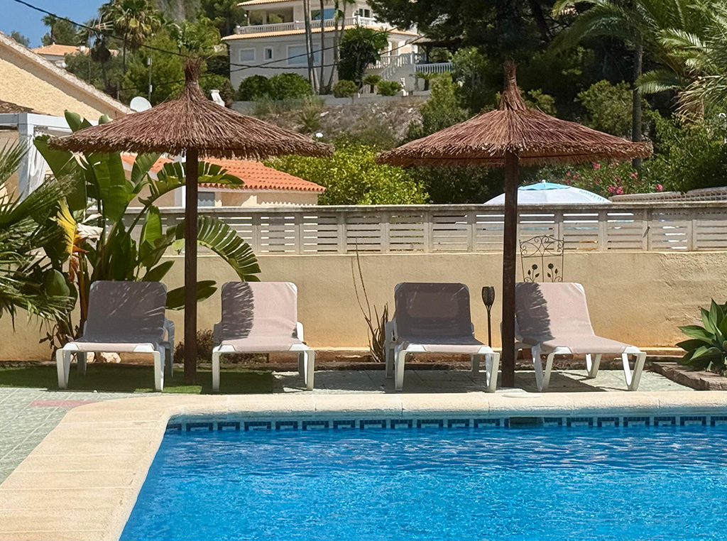 Villa Claro Que Si pool